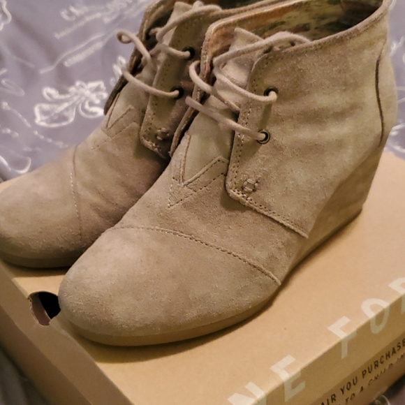 Toms booties - Picture 5 of 7